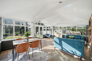 Garden room- click for photo gallery